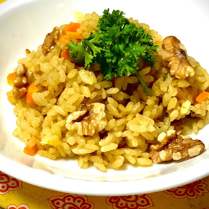 カレールーで炊飯ピラフ:油を使わず冷めても美味しい
